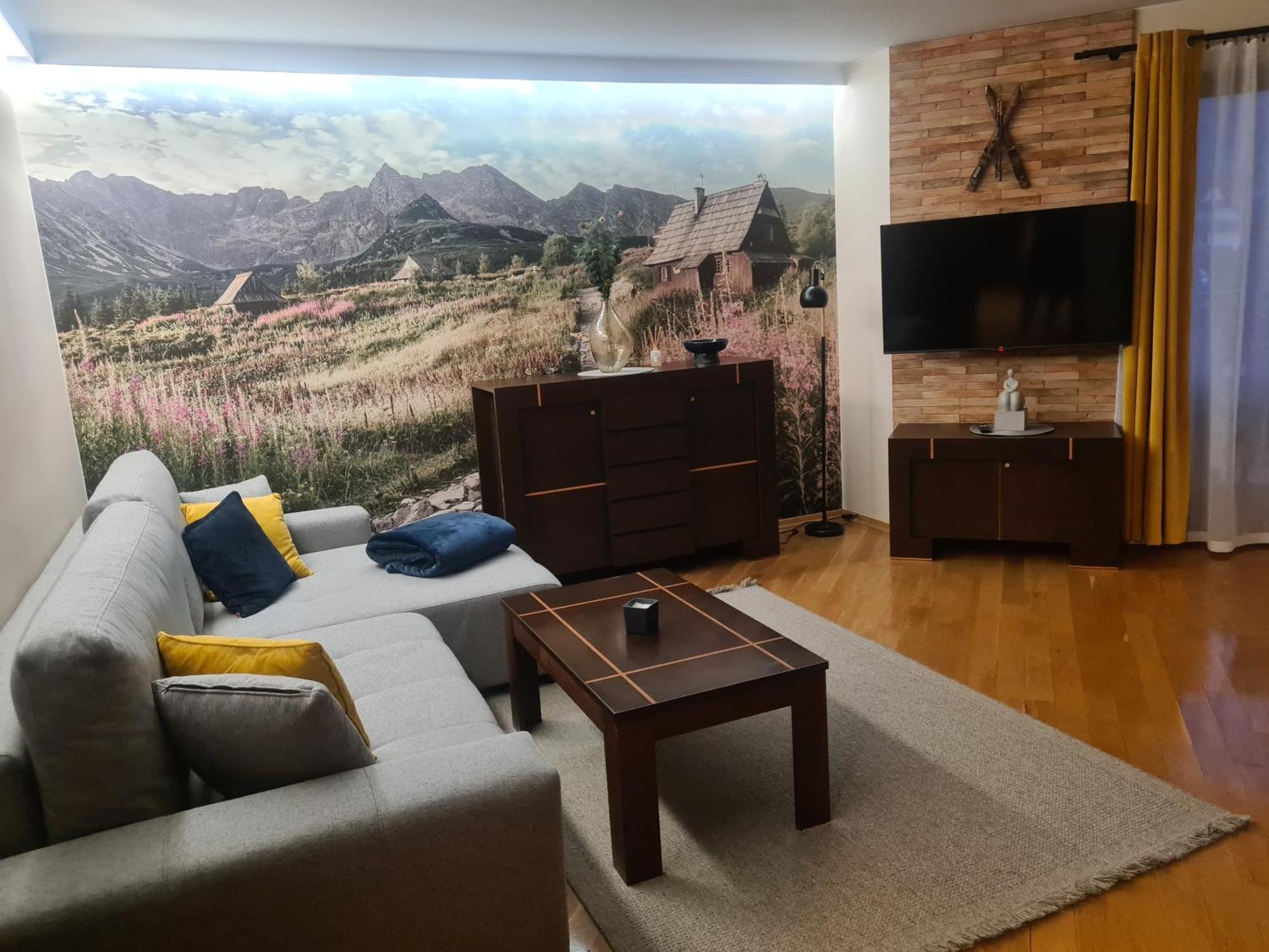 Apartament Maki *